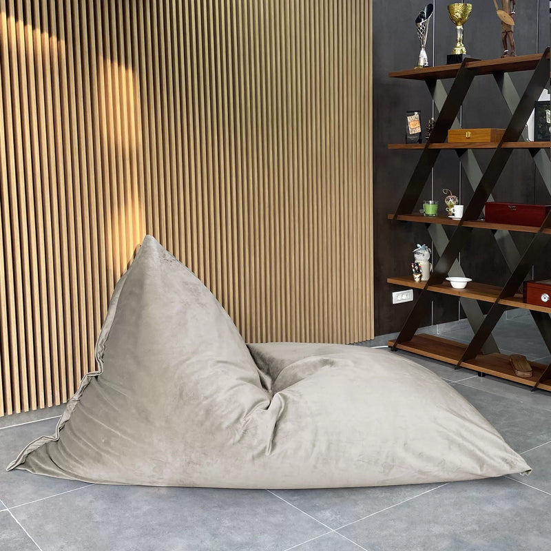 Плишана лаунџ перница Гигами | Lotus Lounge Chair