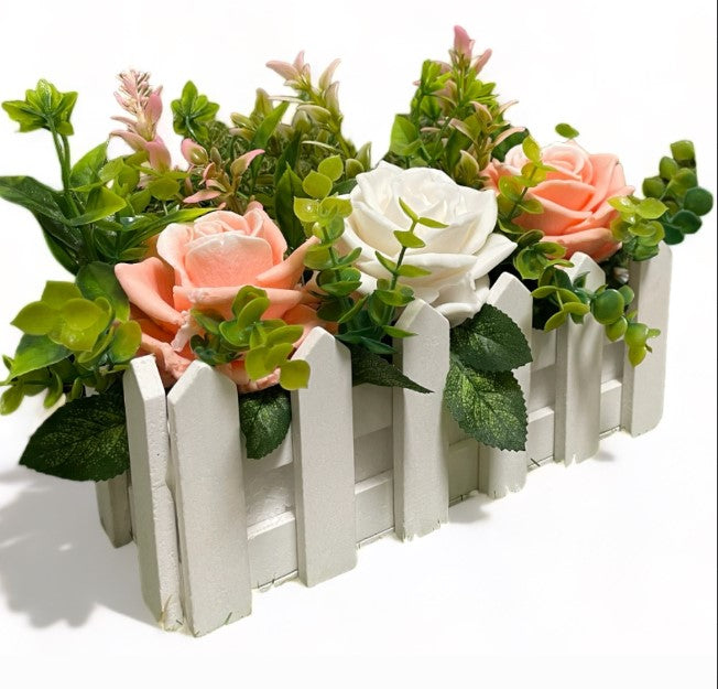 Ограда од три цвет-сапуни | M&M